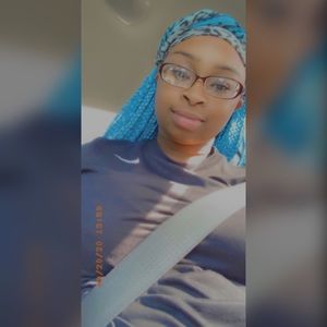 Meet your Posher, Tiffany